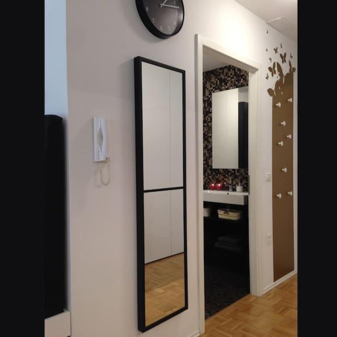 Gorgeous Central Flat With Garage Laibach Exterior foto