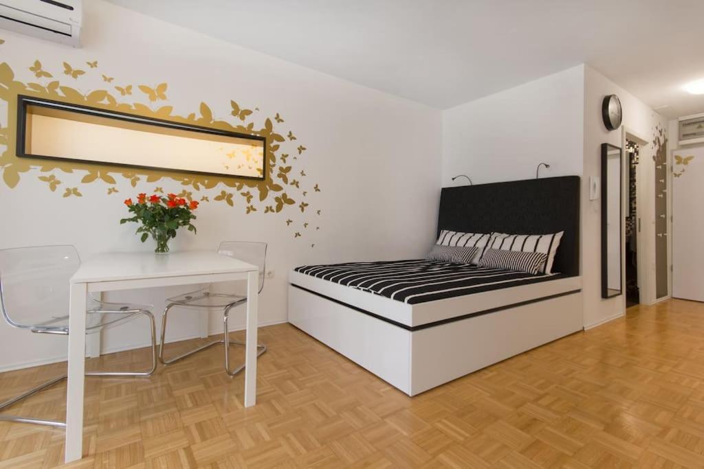 Gorgeous Central Flat With Garage Laibach Exterior foto